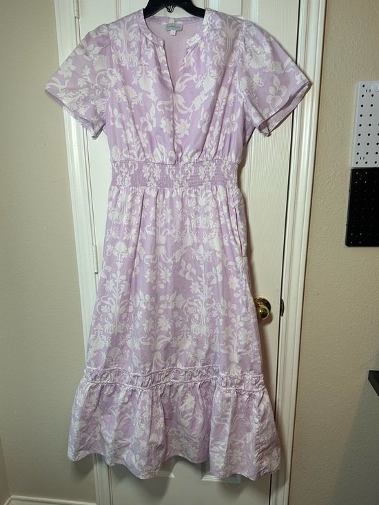 Sugarlips Dresses & Skirts - Sugarlips Lilac and White Floral Smocked Midi Dress plus size 1X.